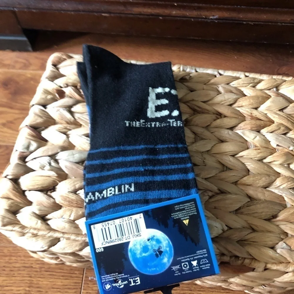 E.T. night sky crew socks